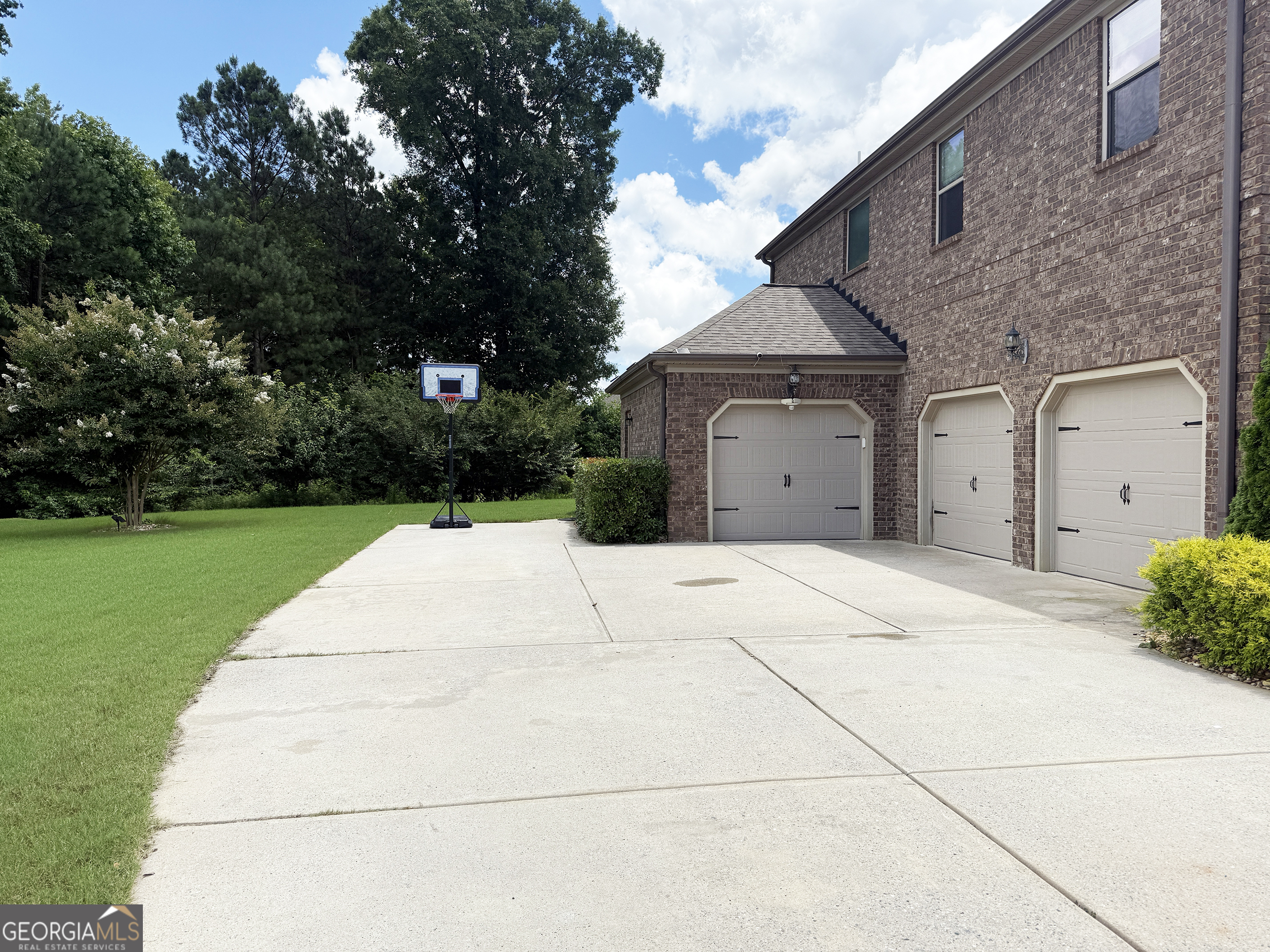 1869 Schofield Drive Hampton, GA 30228 - Photo 5 of 51