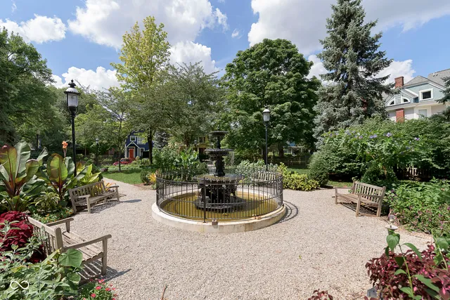 $1,400 | 1428 North Park Avenue, Unit 6, Indianapolis, IN 46202