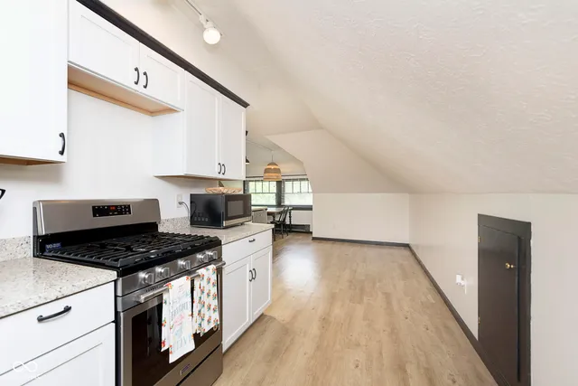 $1,400 | 1428 North Park Avenue, Unit 6, Indianapolis, IN 46202