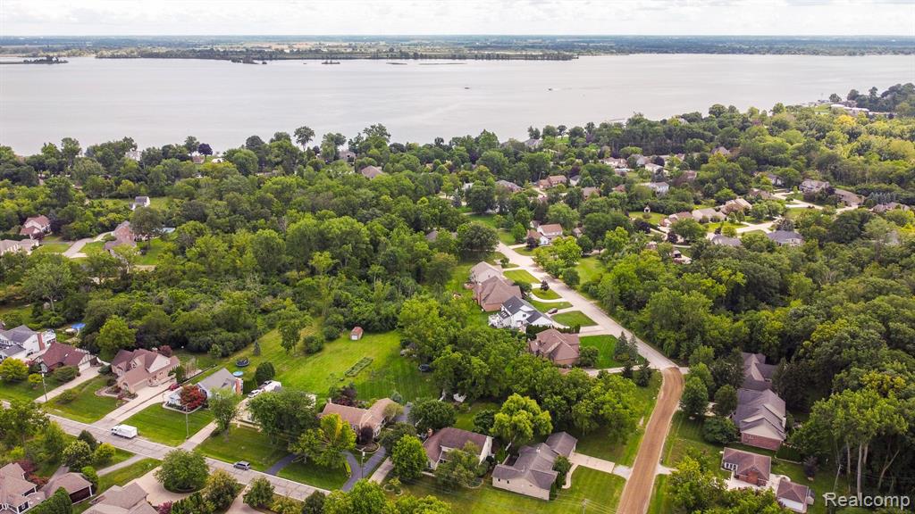 18159 Meridian Road Grosse Ile, MI 48138 - Photo 57 of 66