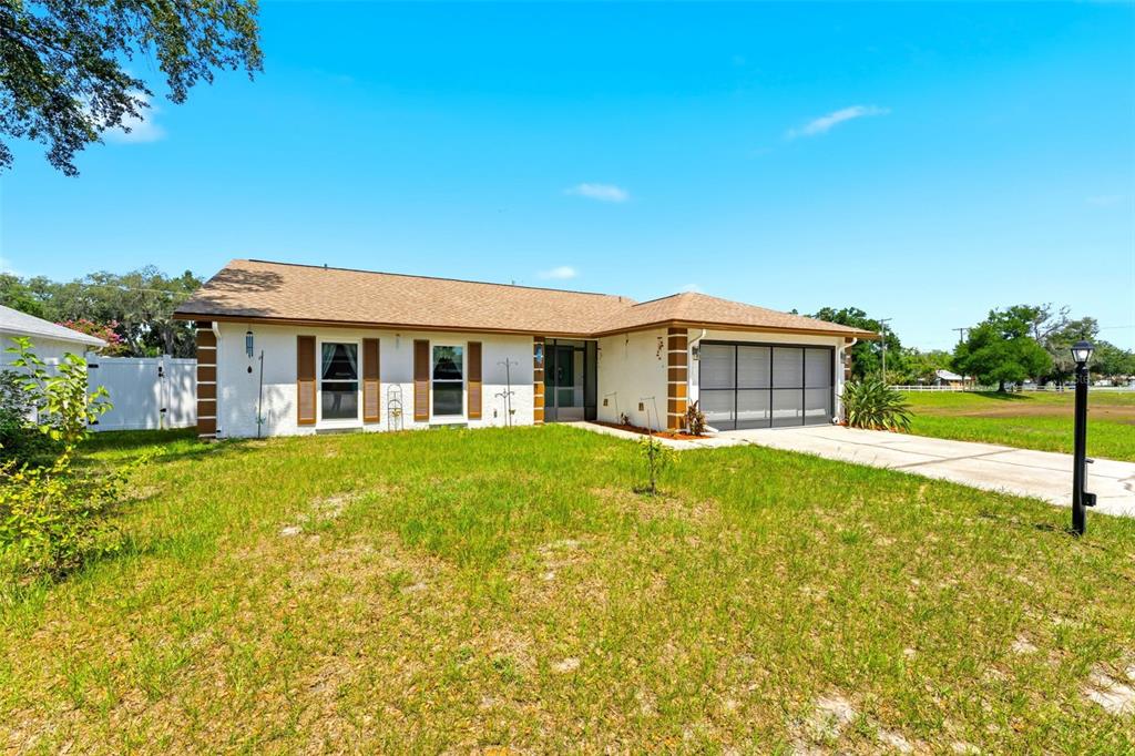1210 Windhorst Ridge Drive Brandon, FL 33510 - Photo 4 of 36