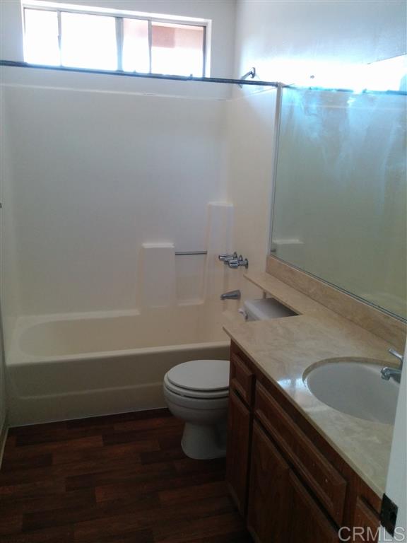 6651 Plaza Ridge Road San Diego, CA 92114 - Photo 11 of 14