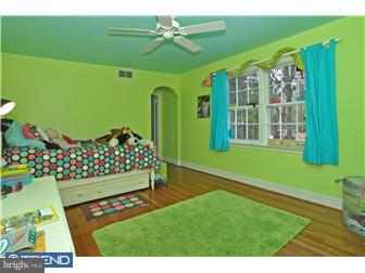 616 Mulford Road Wyncote, PA 19038 - Photo 9 of 12 Bedroom 3