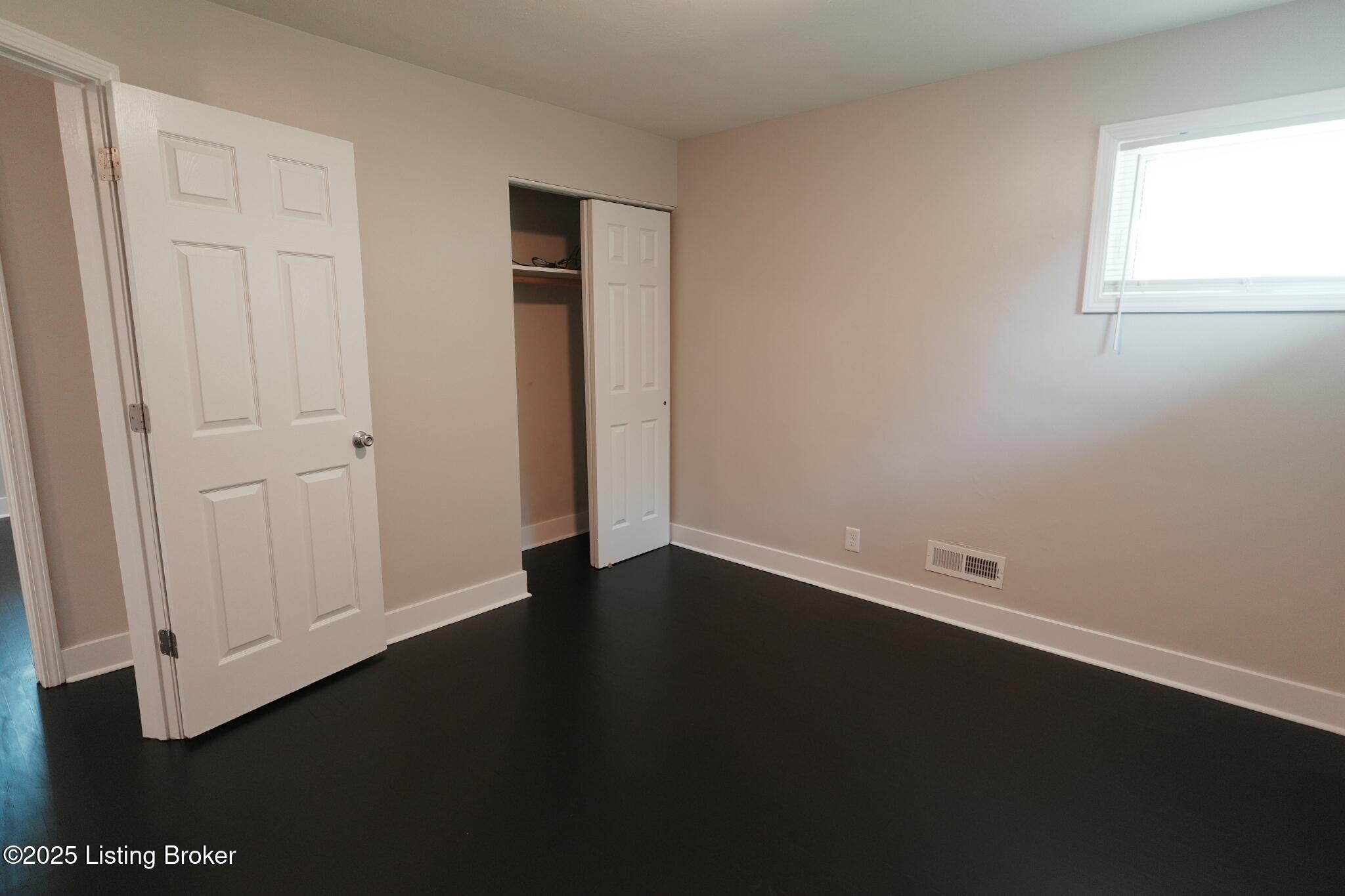 10104 Nanka Road Louisville, KY 40272 - Photo 22 of 29 15