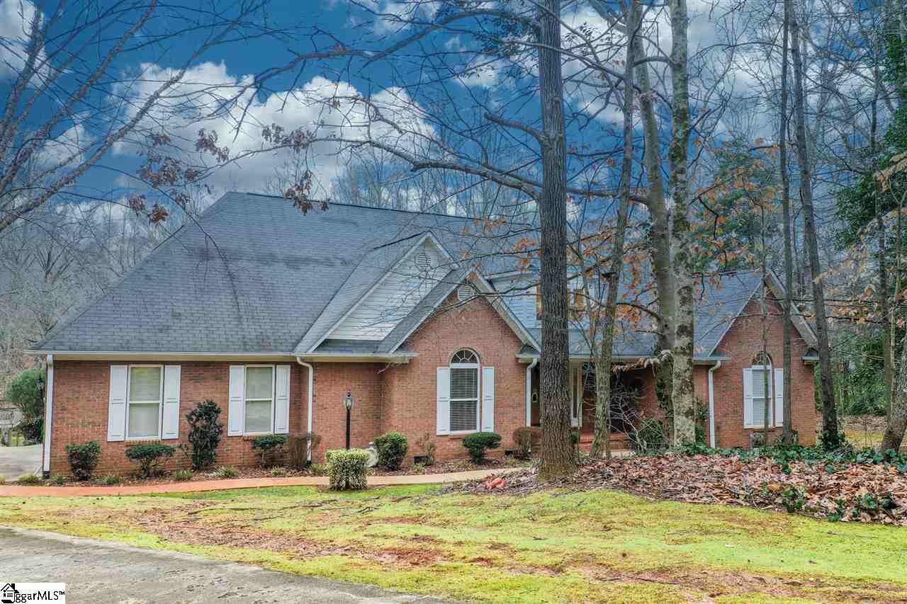 413 North Silver Ridge Drive Greer, SC 29651 - Photo 1 of 36