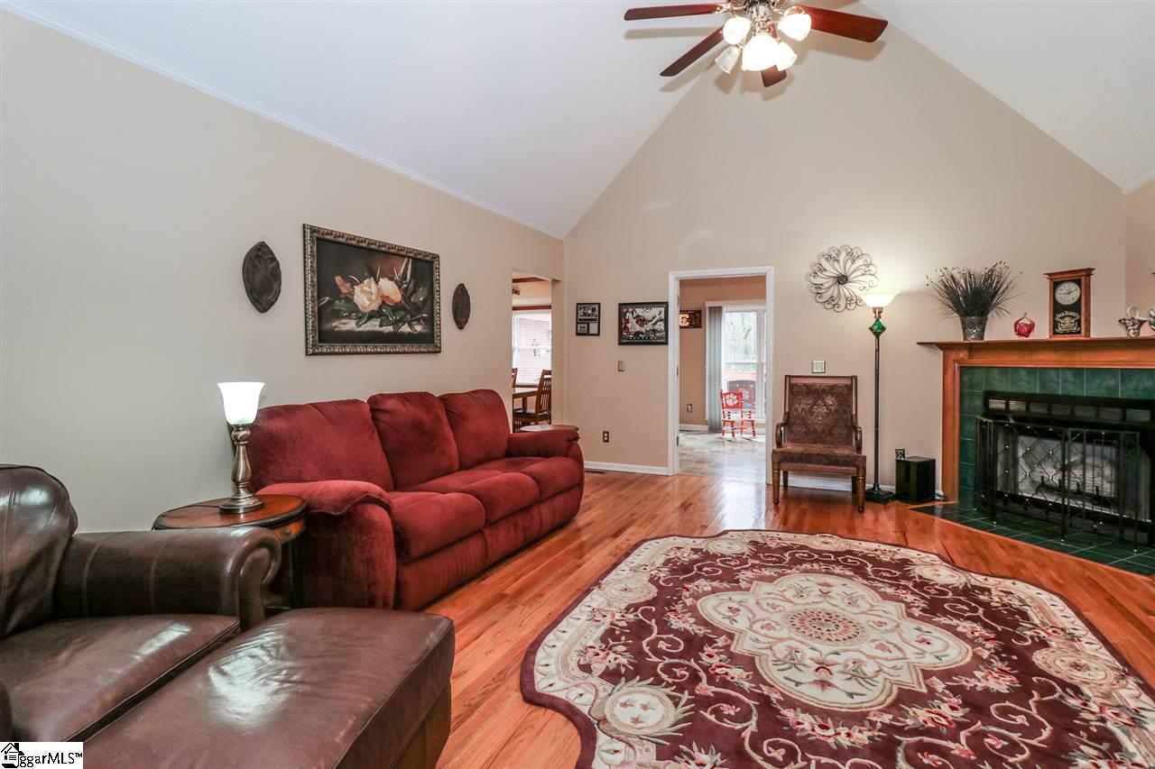 413 North Silver Ridge Drive Greer, SC 29651 - Photo 17 of 36