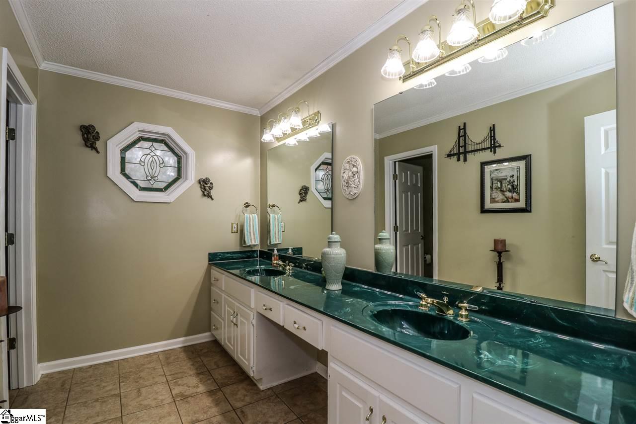 413 North Silver Ridge Drive Greer, SC 29651 - Photo 27 of 36