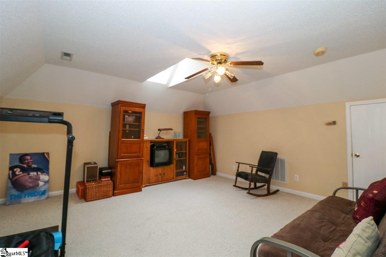 413 North Silver Ridge Drive Greer, SC 29651 - Photo 30 of 36