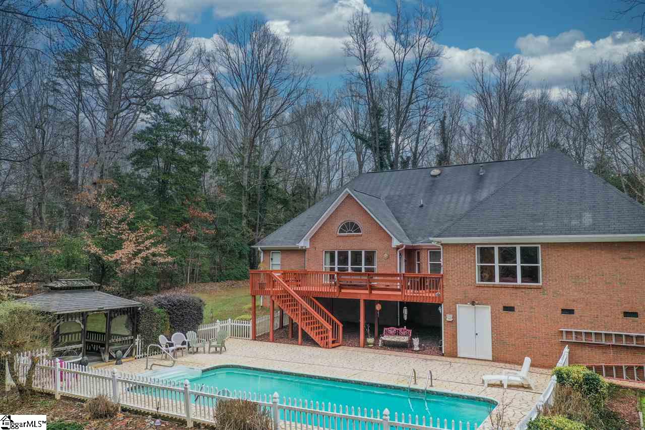 413 North Silver Ridge Drive Greer, SC 29651 - Photo 7 of 36