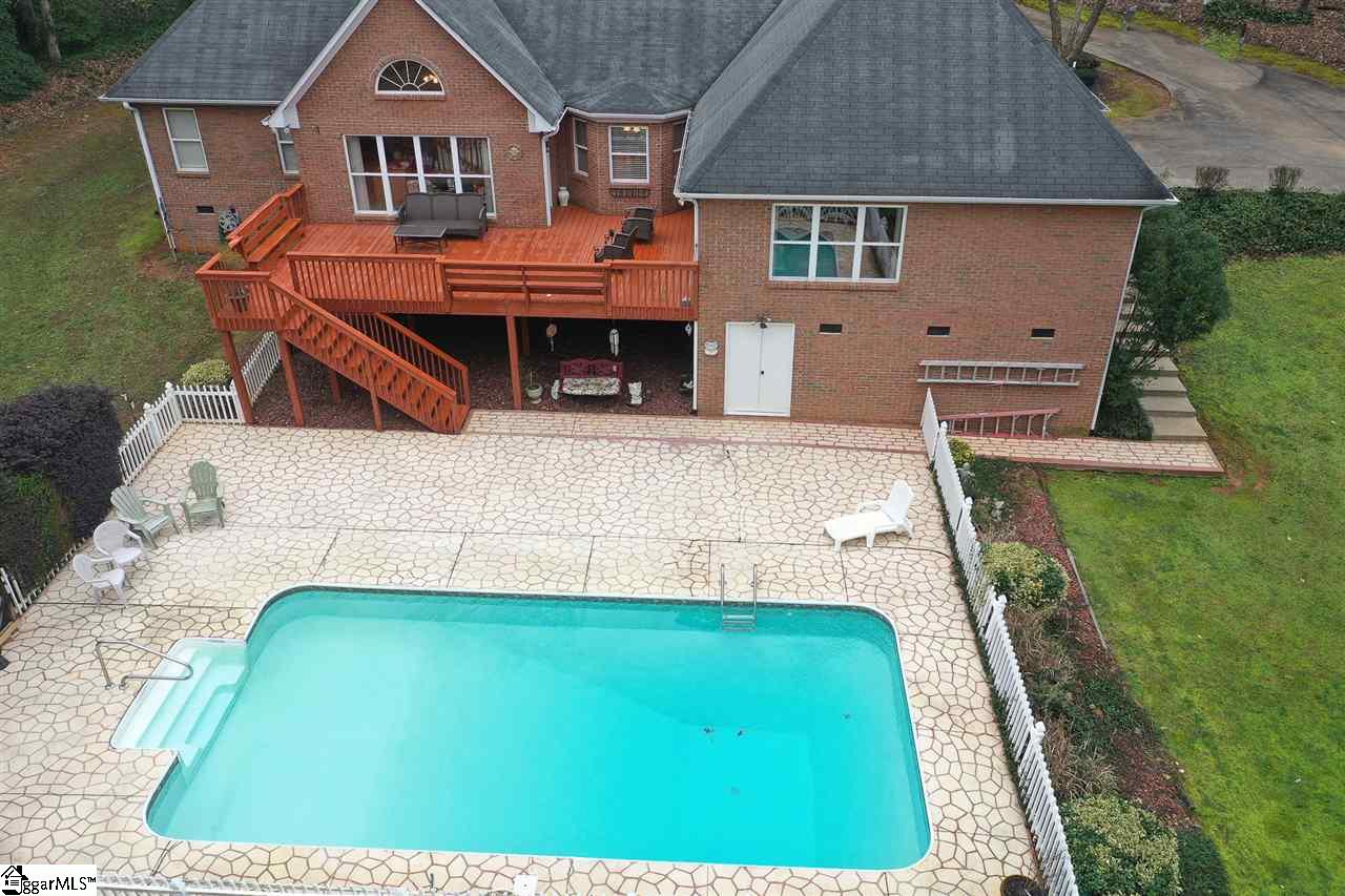 413 North Silver Ridge Drive Greer, SC 29651 - Photo 9 of 36