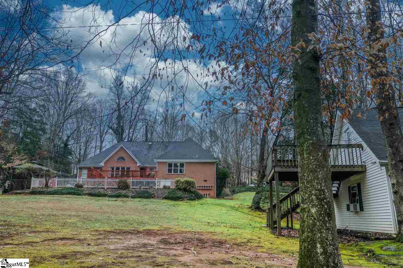 413 North Silver Ridge Drive Greer, SC 29651 - Photo 10 of 36