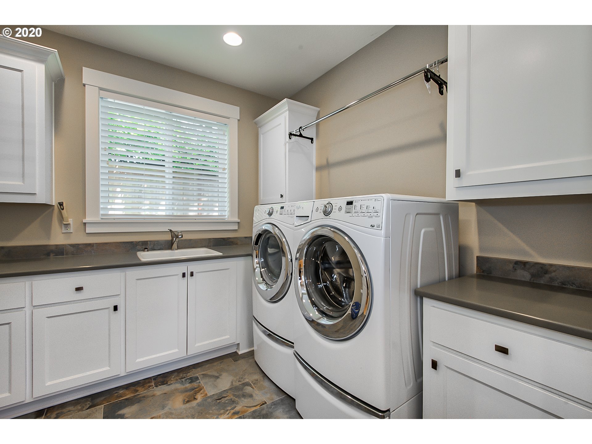 14110 Goodall Road Lake Oswego, OR 97034 - Photo 18 of 32 Gallery Image 18