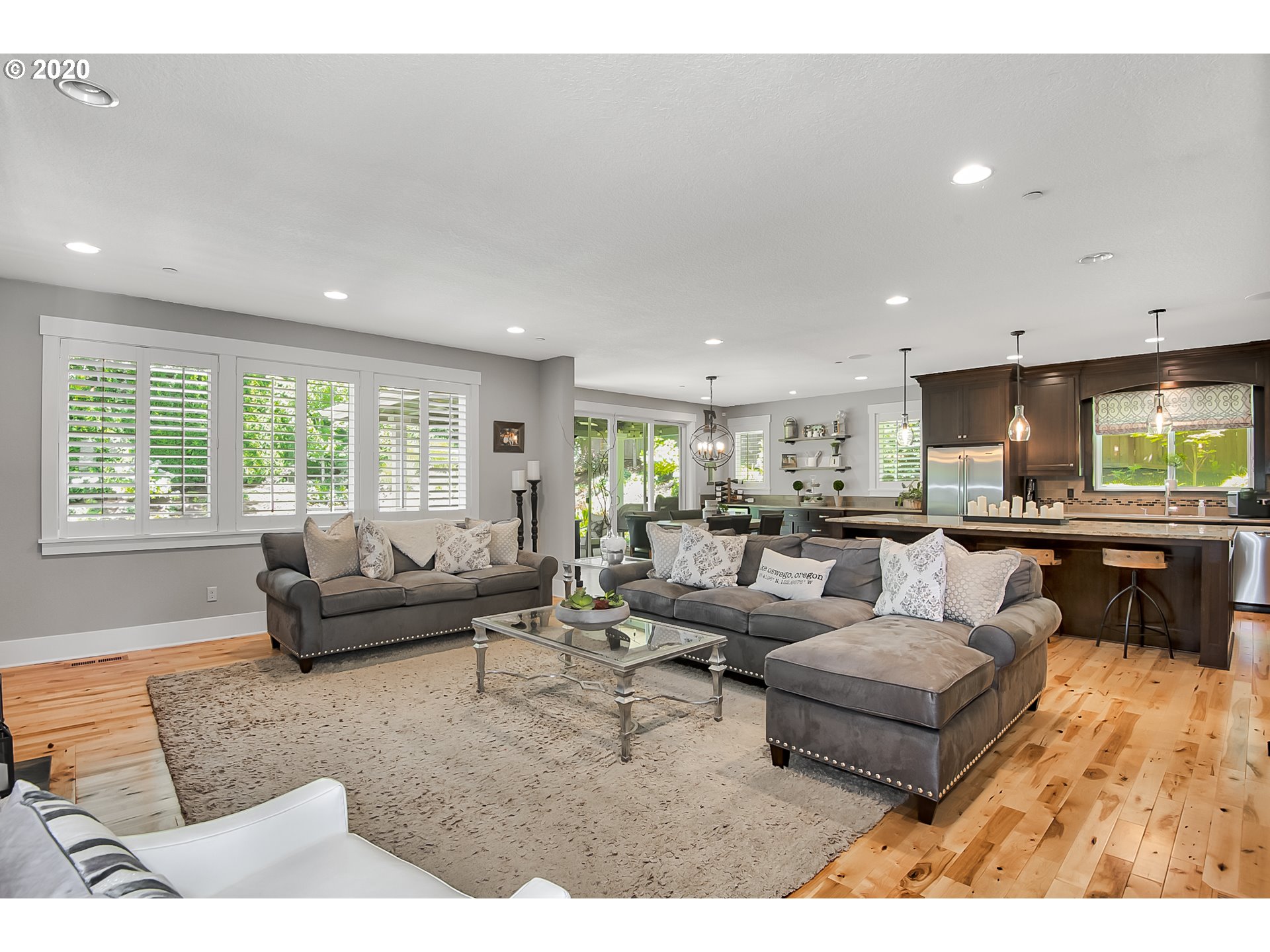 14110 Goodall Road Lake Oswego, OR 97034 - Photo 3 of 32 Gallery Image 3