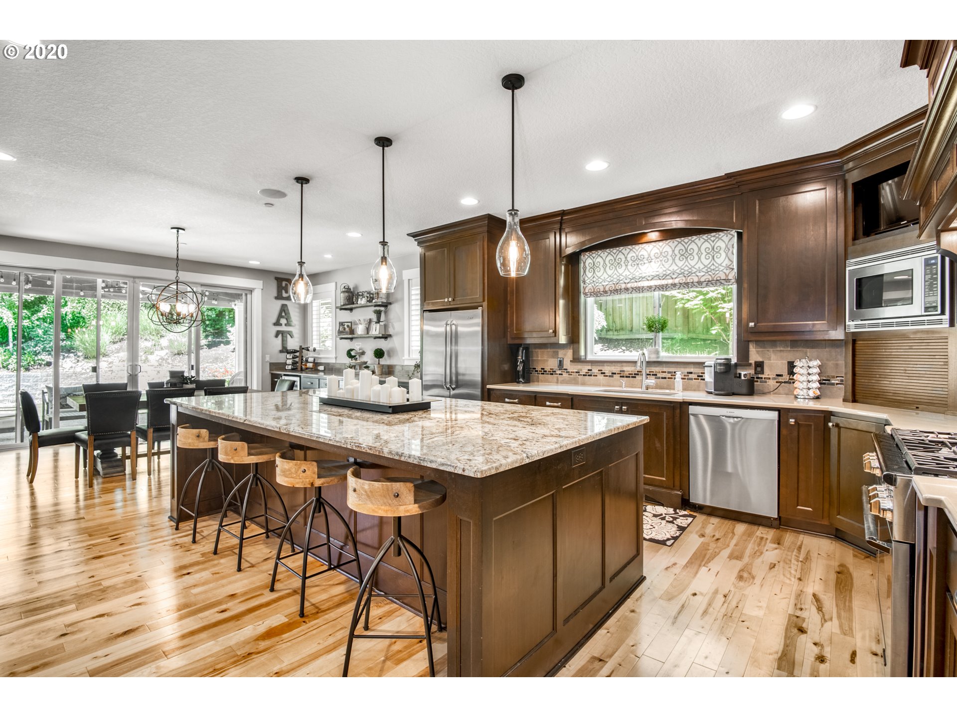 14110 Goodall Road Lake Oswego, OR 97034 - Photo 6 of 32 Gallery Image 6