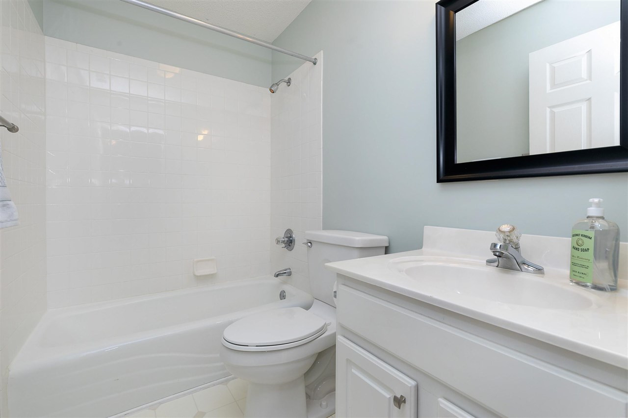 2325 Bolingbrook Lane Raleigh, NC 27613 - Photo 20 of 30 Upstairs Bath