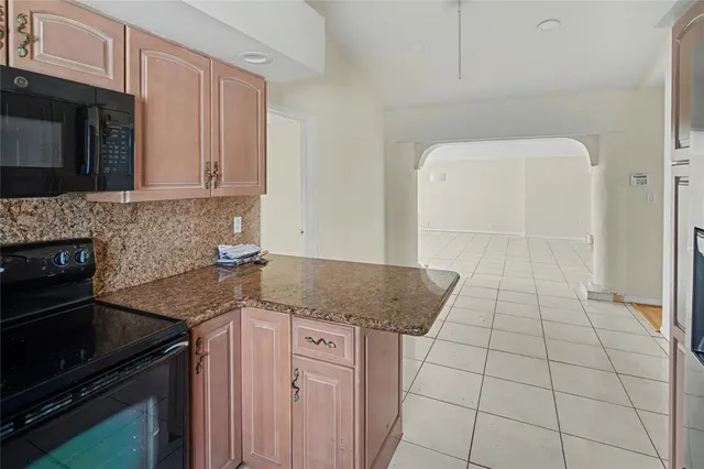 $4,500 | 1000 Southeast 7th Avenue, Pompano Beach, FL 33060