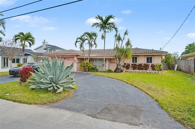 $4,500 | 1000 Southeast 7th Avenue, Pompano Beach, FL 33060