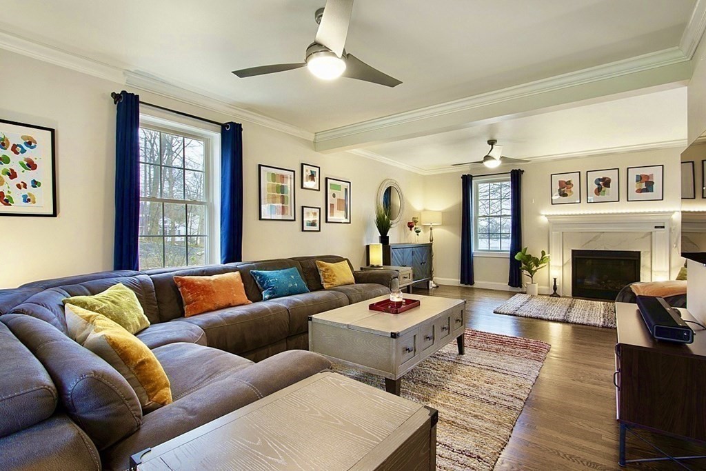 133 Warren Road Framingham, MA 01702 - Photo 2 of 34