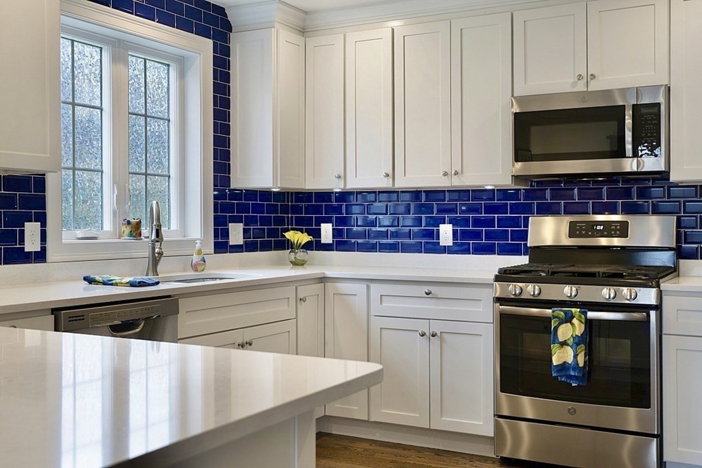 133 Warren Road Framingham, MA 01702 - Photo 9 of 34