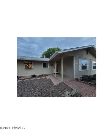 $585,000 | 5565 East Campbell Avenue, Flagstaff, AZ 86004