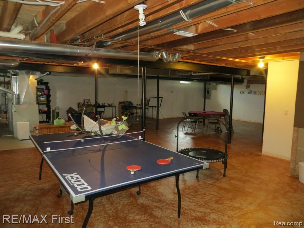 1341 Copper Circle, Unit 33 Rochester, MI 48306 - Photo 34 of 37 IMG_2504.jpg