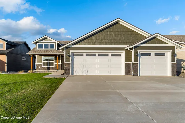 $573,900 | 8921 West Cultivator Avenue, Rathdrum, ID 83858
