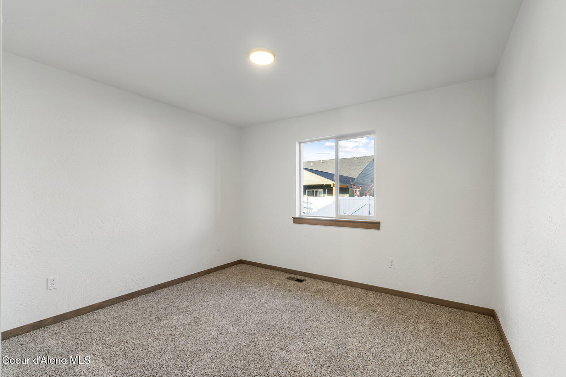 8921 West Cultivator Avenue Rathdrum, ID 83858 - Photo 16 of 38 8921-W-Cultivator-Ave-8442