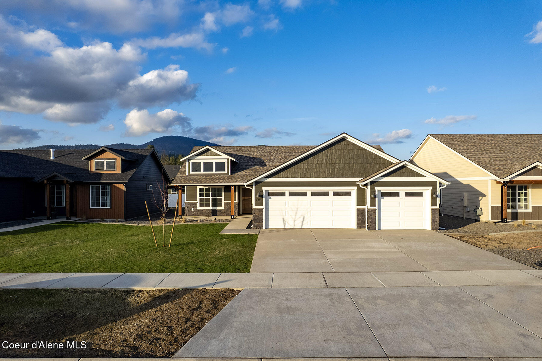 8921 West Cultivator Avenue Rathdrum, ID 83858 - Photo 2 of 38 8921-W-Cultivator-Ave-0193