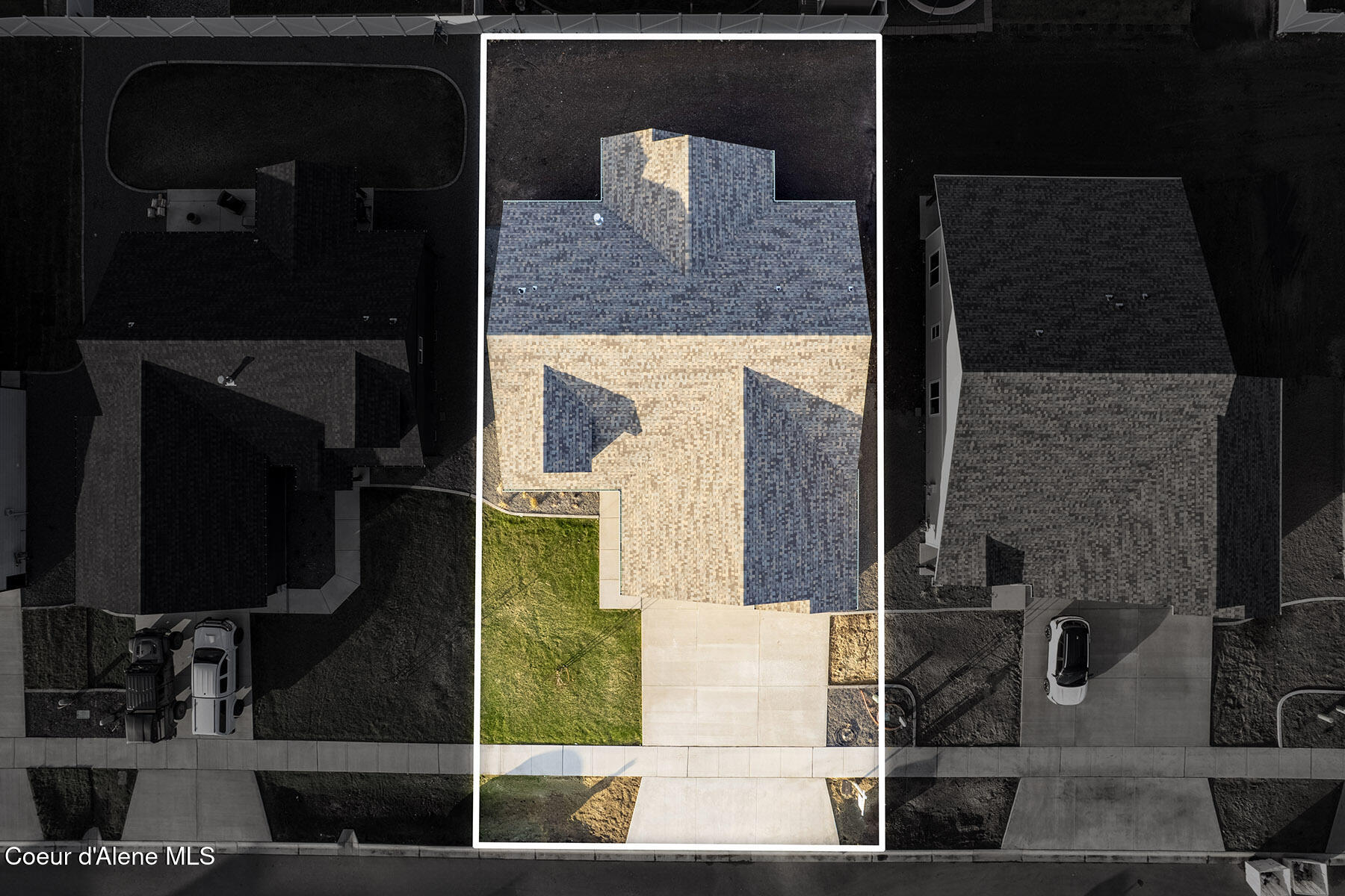 8921 West Cultivator Avenue Rathdrum, ID 83858 - Photo 33 of 38 8921-W-Cultivator-Ave-approx-lot-lines-0