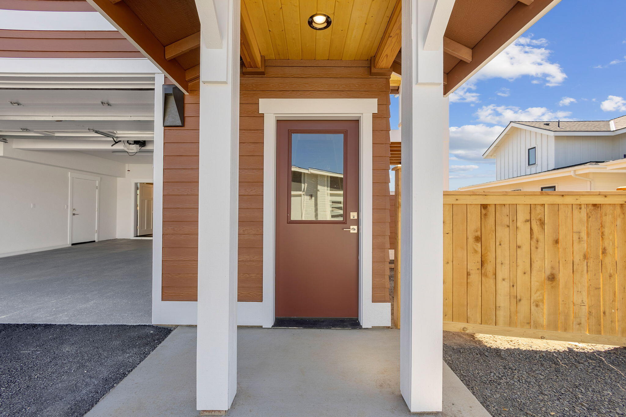 681 Northwest 13th Street Redmond, OR 97756 - Photo 24 of 33 24-web-or-mls-682 NW 13th st, Redmond (2
