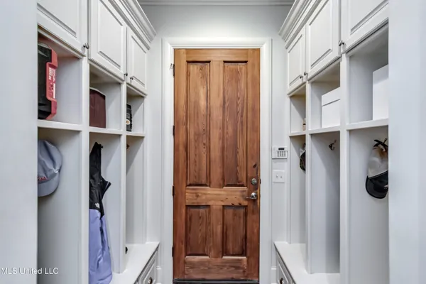 $740,000 | 110 Bristol Lane, Madison, MS 39110