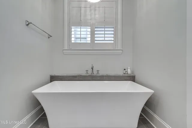 $750,000 | 110 Bristol Lane, Madison, MS 39110