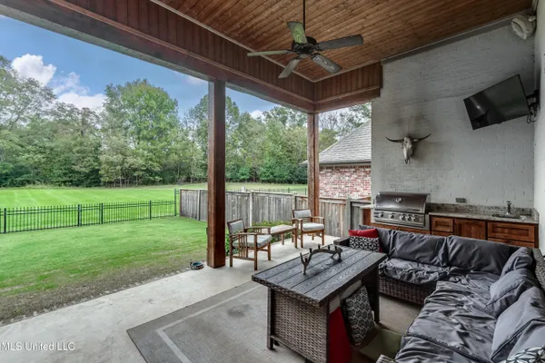 $740,000 | 110 Bristol Lane, Madison, MS 39110