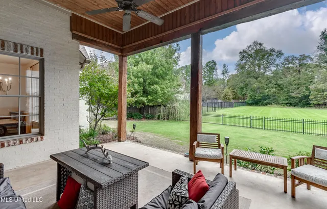 $750,000 | 110 Bristol Lane, Madison, MS 39110