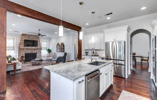 $740,000 | 110 Bristol Lane, Madison, MS 39110