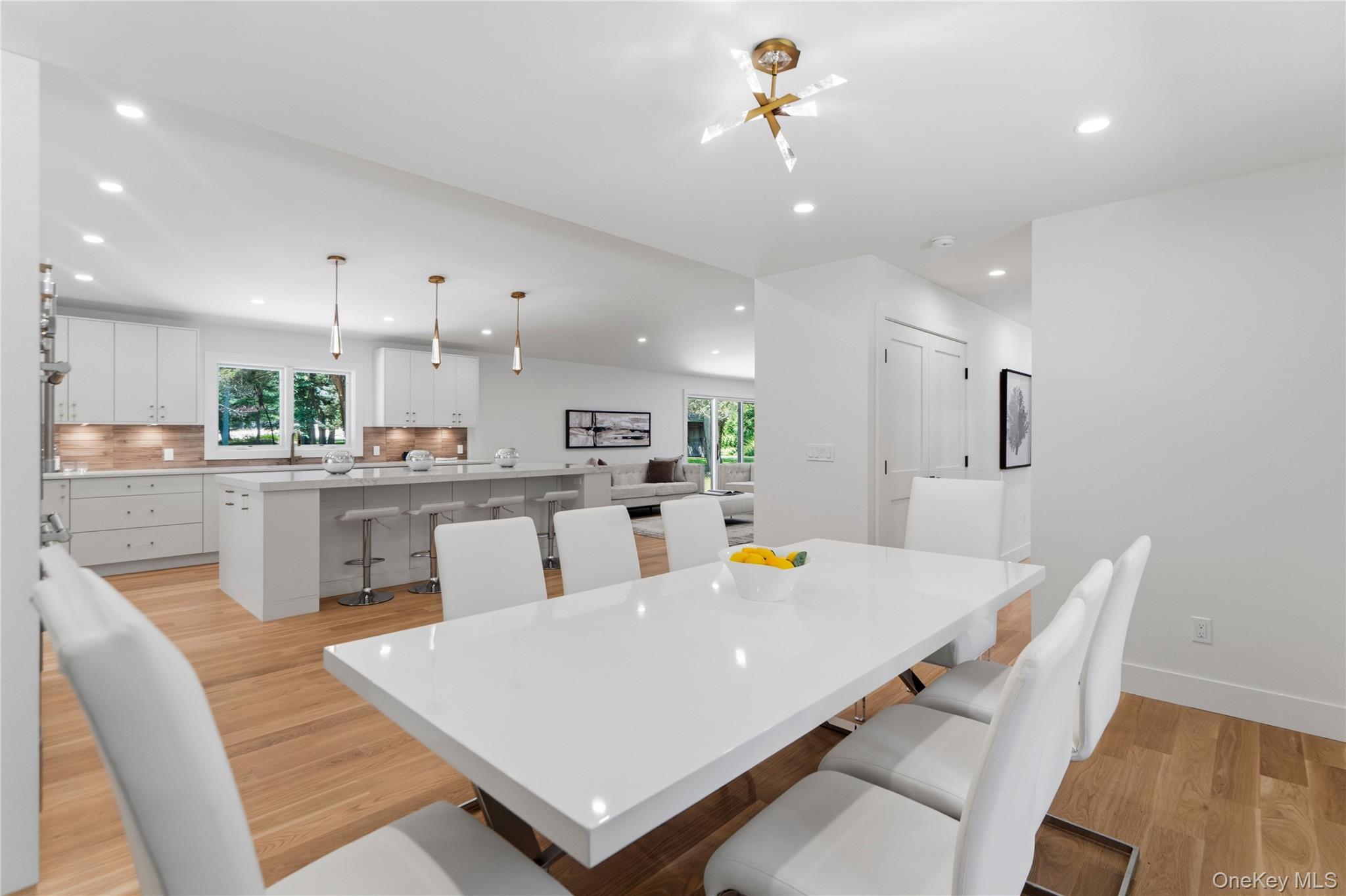 31 Saw Mill Road Cold Spring Harbor, NY 11724 - Photo 18 of 47 Gallery Image 18