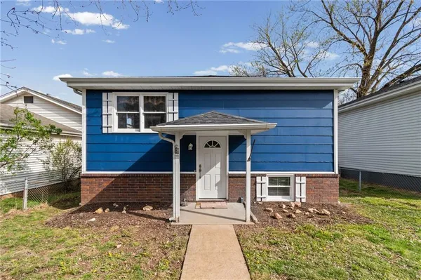 $210,000 | 1525 4th Avenue, St. Joseph, MO 64505