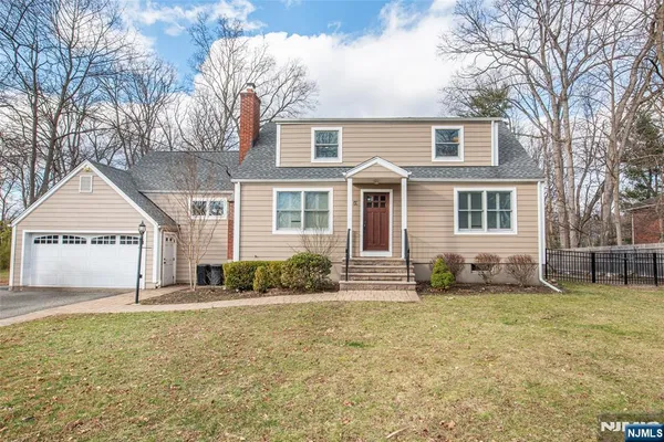 $925,000 | 49 Poplar Street, Ramsey, NJ 07446