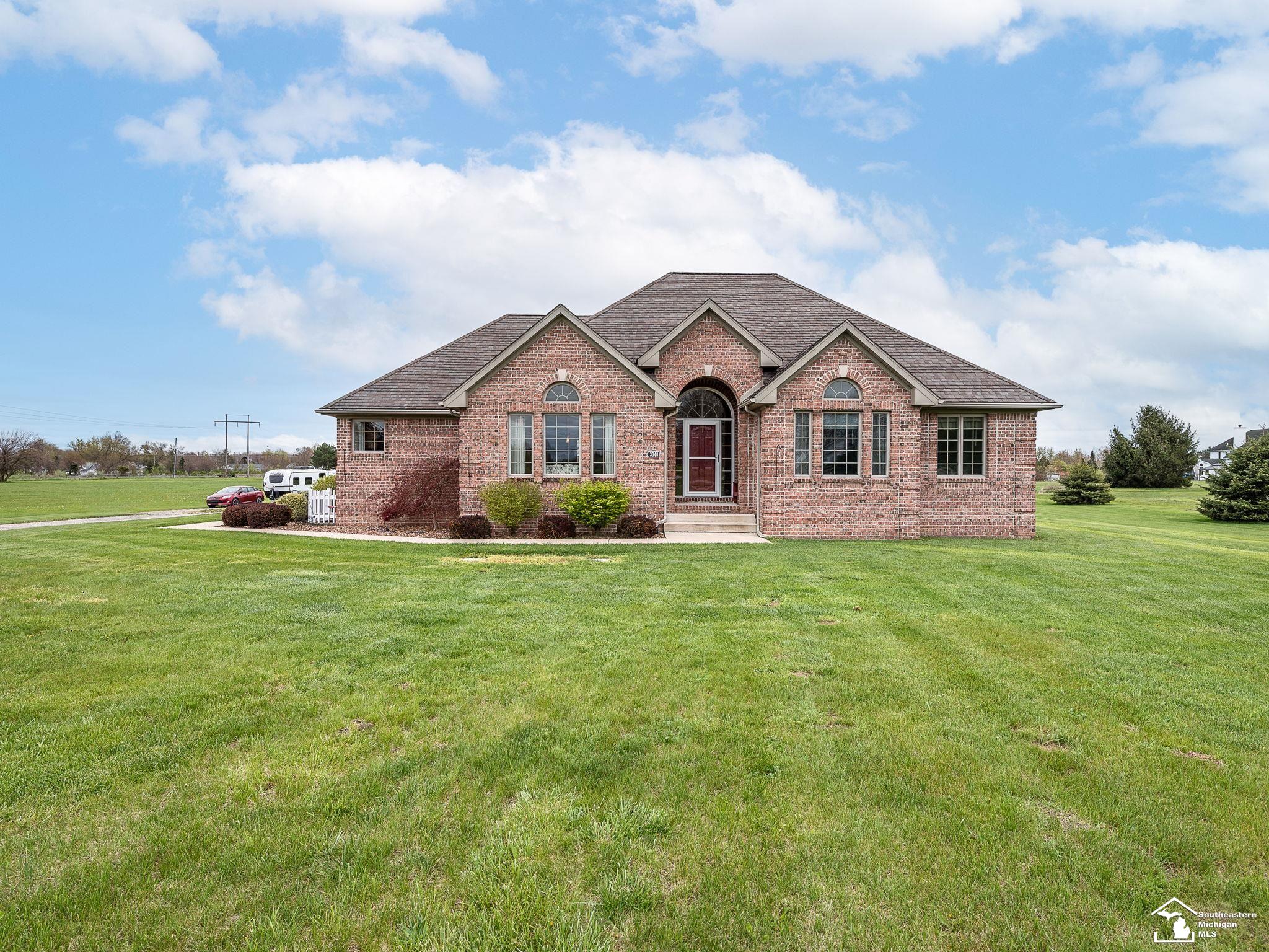 3340 Reinhardt Road Monroe, MI 48162 - Photo 1 of 68