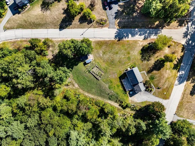 $750,000 | 44 Pheasant Run Drive, Chester, NH 03036