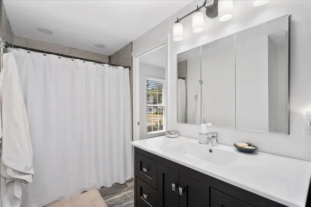 $750,000 | 44 Pheasant Run Drive, Chester, NH 03036