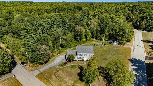 $750,000 | 44 Pheasant Run Drive, Chester, NH 03036