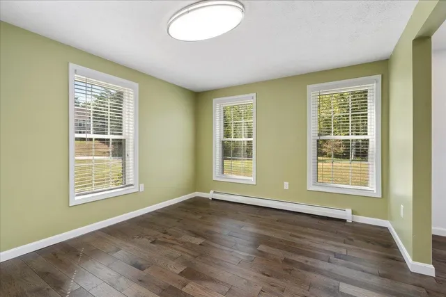 $750,000 | 44 Pheasant Run Drive, Chester, NH 03036