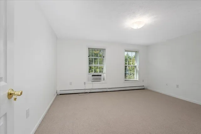 $750,000 | 44 Pheasant Run Drive, Chester, NH 03036