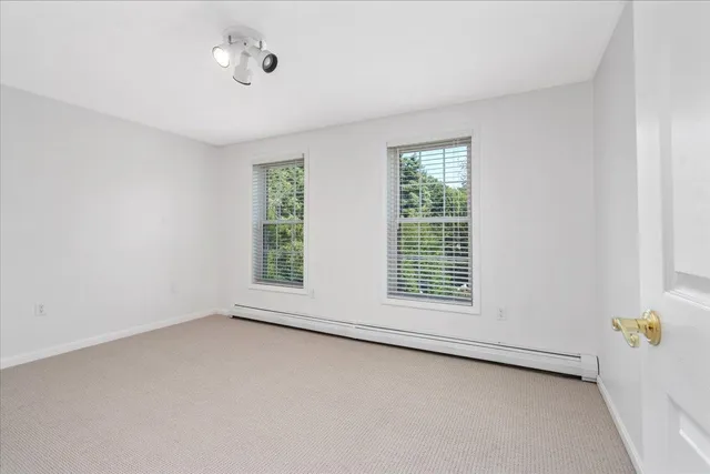 $750,000 | 44 Pheasant Run Drive, Chester, NH 03036