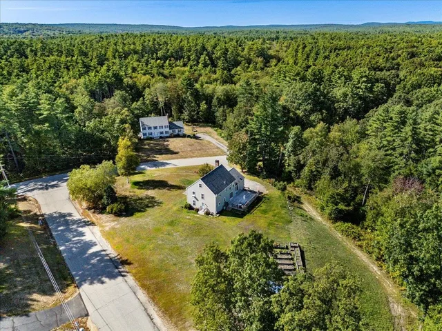 $750,000 | 44 Pheasant Run Drive, Chester, NH 03036