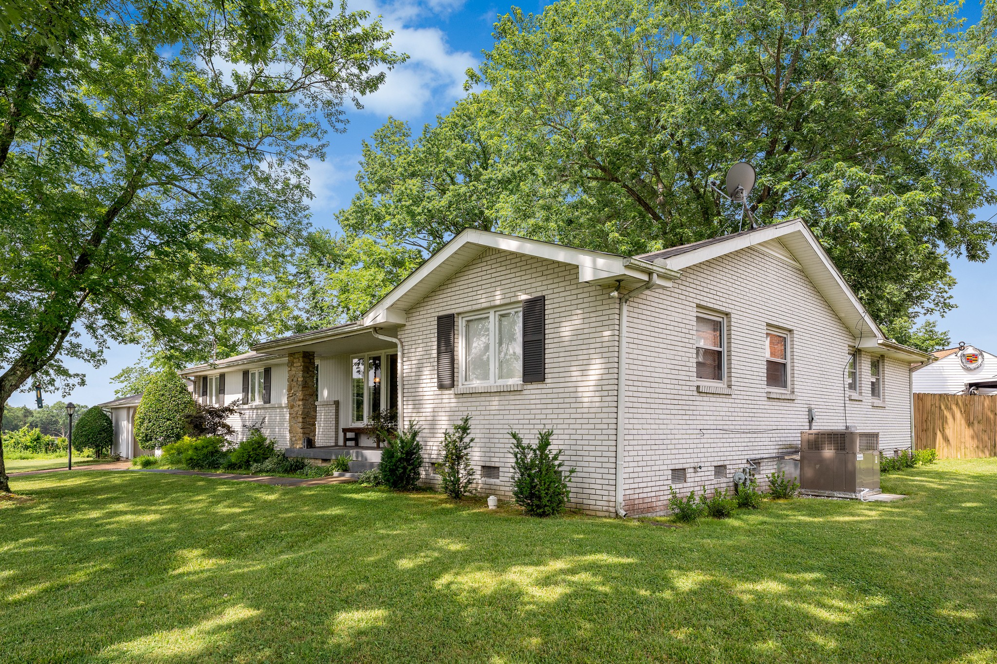1228 Shawnee Road Madison, TN 37115 - Photo 8 of 40 Gallery Image 8