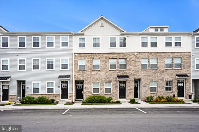 $420,000 | 7 Ford Street, Unit A, Bridgeport, PA 19405