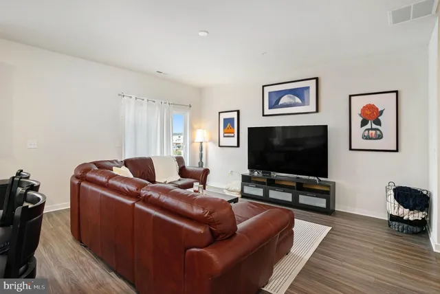 $420,000 | 7 Ford Street, Unit A, Bridgeport, PA 19405