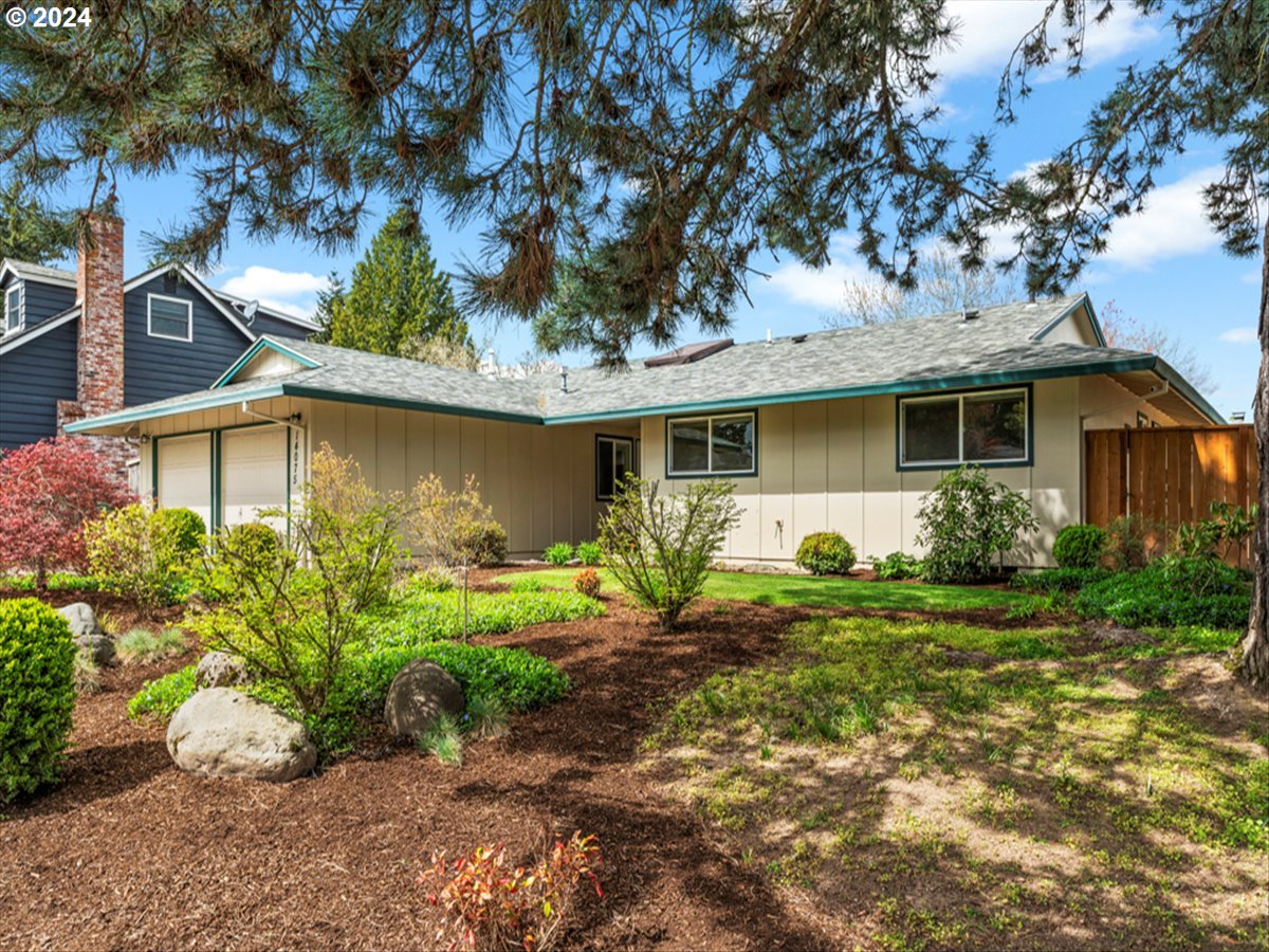 14075 Southwest Rochester Drive Beaverton, OR 97008 - Photo 1 of 25 Gallery Image 1